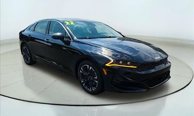 2022 Kia K5