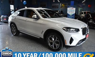2023 BMW X4 xDrive30i