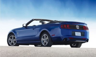 2013 Ford Mustang V6 Convertible