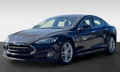 2013 Tesla Model S