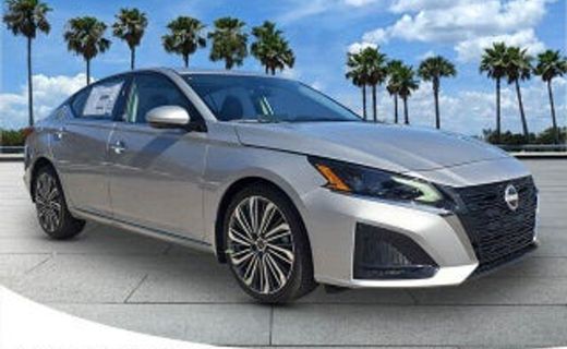 2024 Nissan Altima SR