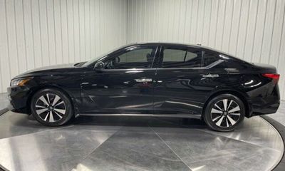 2022 Nissan Altima SL
