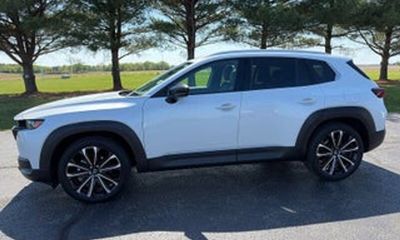 2025 Mazda CX-50 Premium Plus
