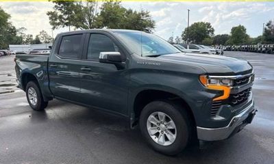 2025 Chevrolet Silverado LT