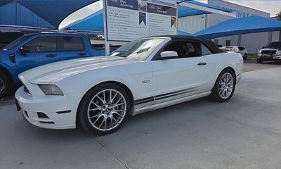 2014 Ford Mustang GT Convertible