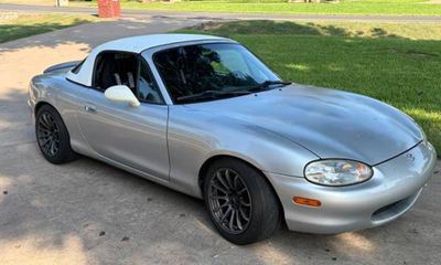1999 Mazda MX-5