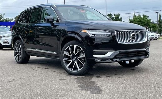 2023 Volvo XC90 Plus Bright