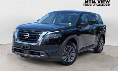 2023 Nissan Pathfinder S