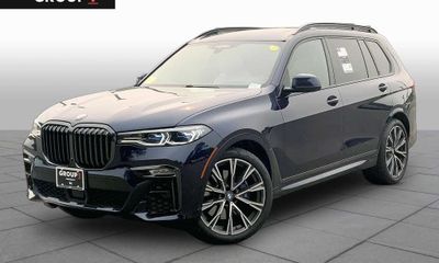 2021 BMW X7 M50I