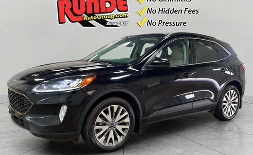 2022 Ford Escape Titanium Fhev