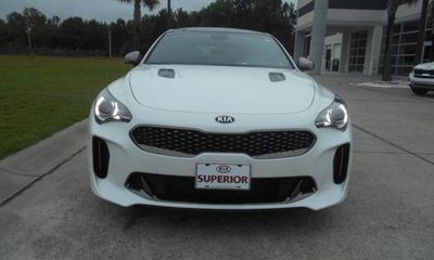 2021 Kia Stinger Base