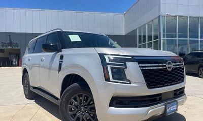 2026 Nissan Armada SV