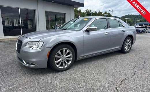 2017 Chrysler 300 300C