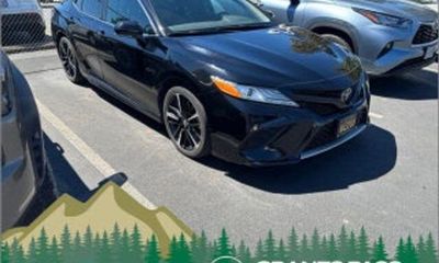2018 Toyota Camry LE SE XLE