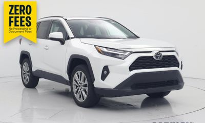 2023 Toyota RAV4 XLE Premium