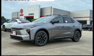 2026 Toyota BZ XLE Plus