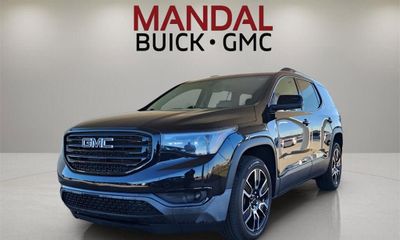2019 GMC Acadia SLT 1