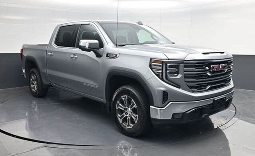 2026 GMC Sierra SLT
