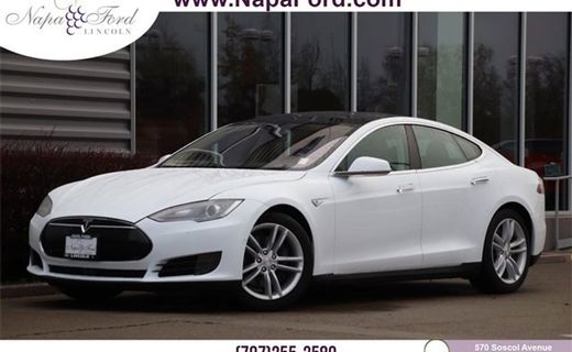 2015 Tesla Model S