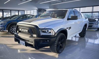 2019 Ram 1500 SLT