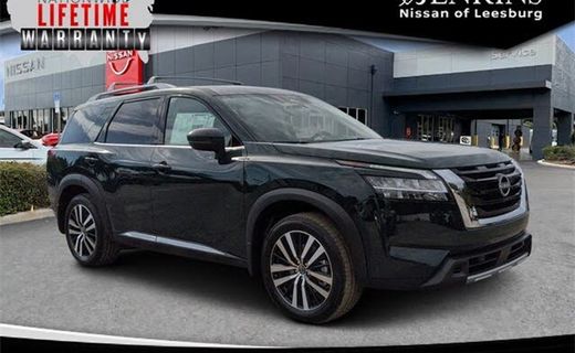 2025 Nissan Pathfinder Platinum