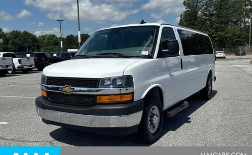 2025 Chevrolet Express LT EXT