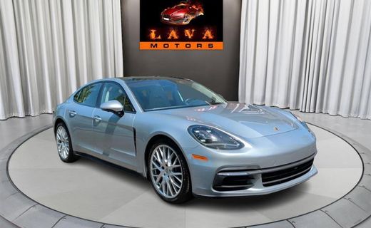 2019 Porsche Panamera