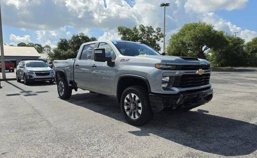 2024 Chevrolet Silverado HD Custom