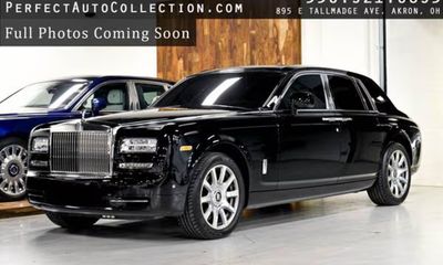 2013 Rolls-Royce Phantom Base