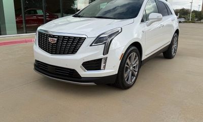 2026 Cadillac XT5 Premium Luxury