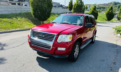 2010 Ford Explorer XLT