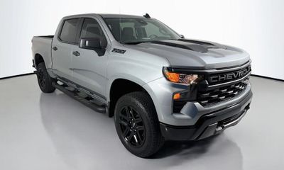 2025 Chevrolet Silverado Trail Boss Custom