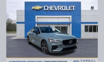 2024 Volvo S60 Plus Dark