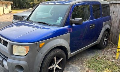 2004 Honda Element LX