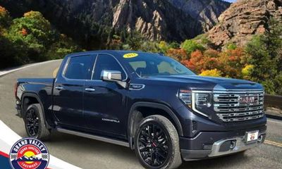 2023 GMC Sierra Denali