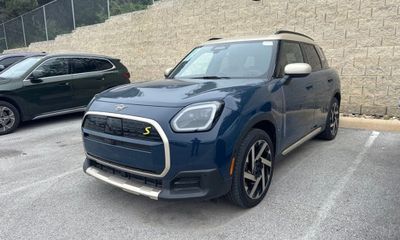 2025 Mini Countryman S E