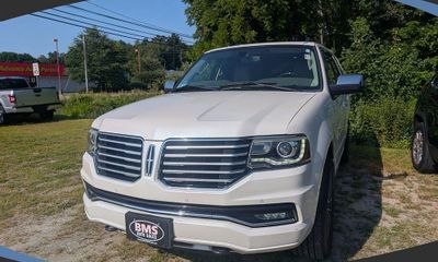 2016 Lincoln Navigator Select