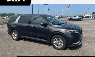 2023 Kia Carnival