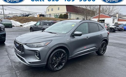 2023 Ford Escape ST Line Elite