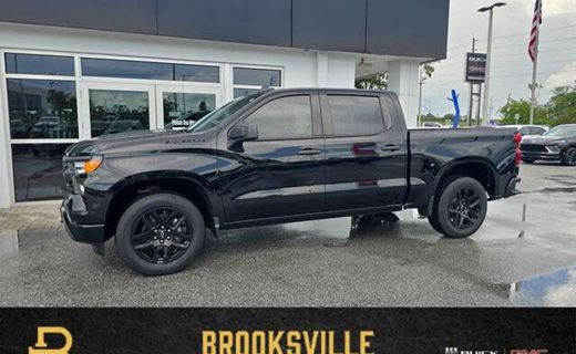 2023 Chevrolet Silverado Custom