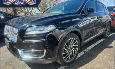 2019 Lincoln Nautilus Reserve