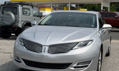 2013 Lincoln MKZ