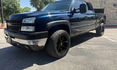 2005 Chevrolet Silverado LS