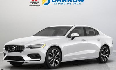 2023 Volvo S60 B5 Core Dark