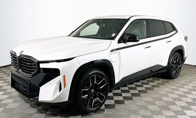 2023 BMW XM