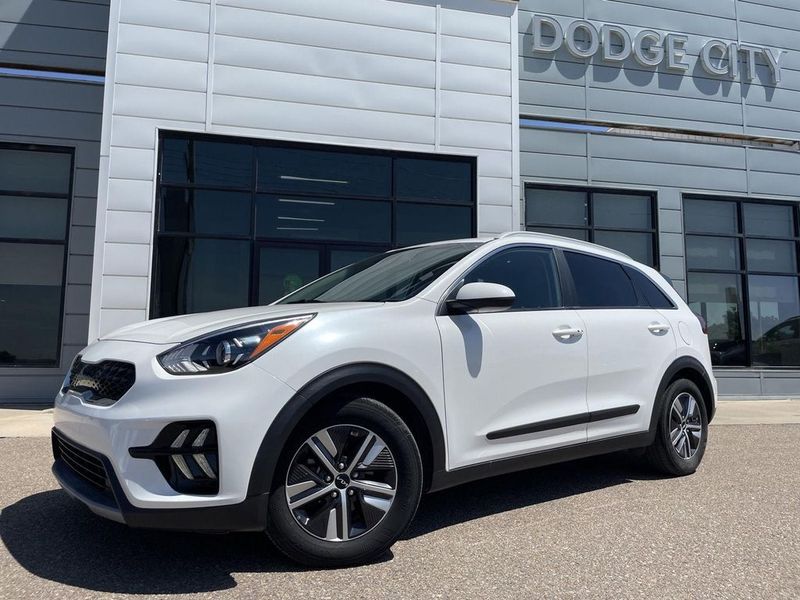 2022 Kia NIRO — a typically priced live listing