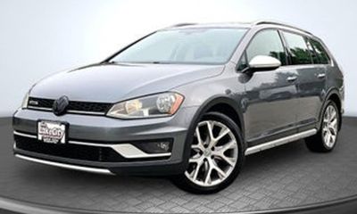 2017 Volkswagen Golf Alltrack S SE