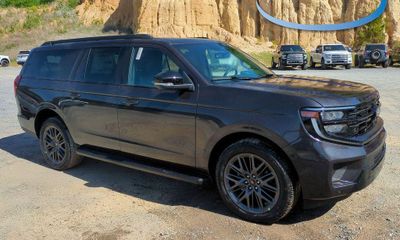 2026 Ford Expedition MAX Platinum
