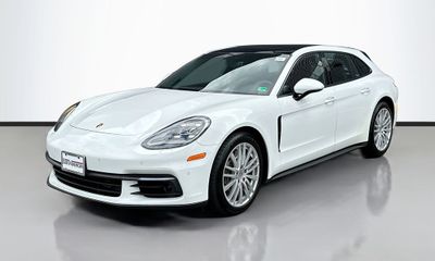 2018 Porsche Panamera 4 Sport Turismo