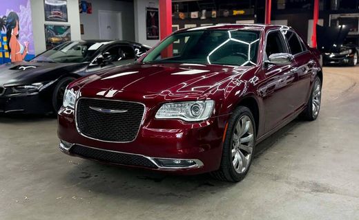 2018 Chrysler 300